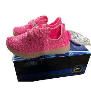 AIS Glow Shoes Todler Size 8 Pink LED